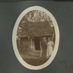 Louise et Jean à Mazilly, 19 septembre 1923